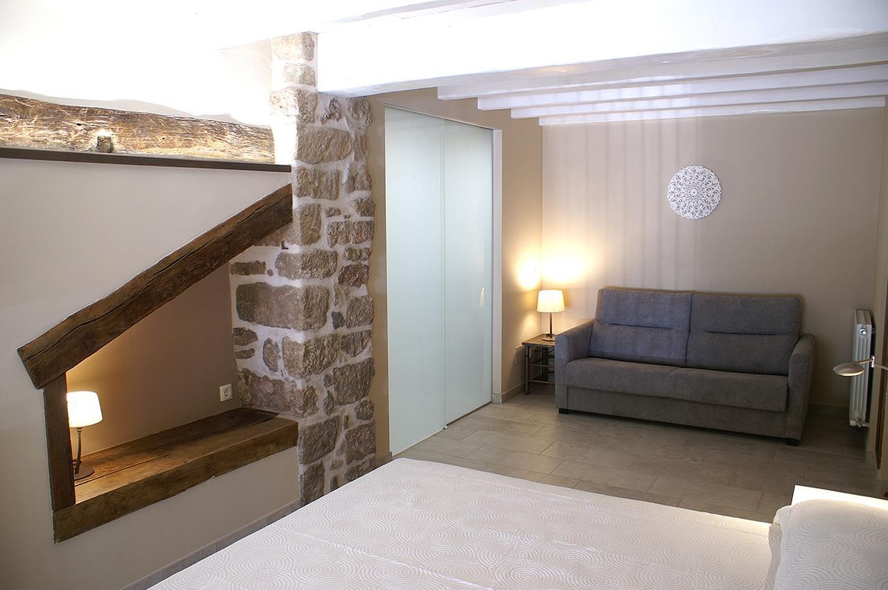 Habitacions Plaça Major Santa Pau Extérieur photo